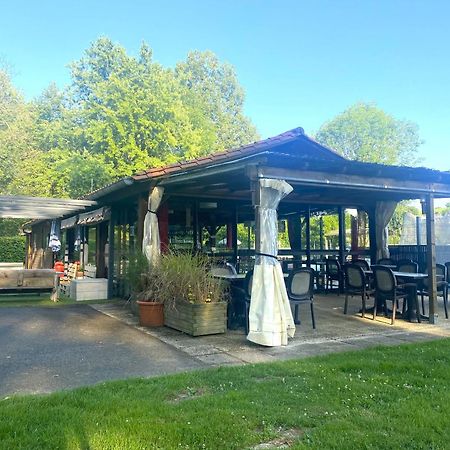 Camping L'Etruyere La Tardiere Екстериор снимка
